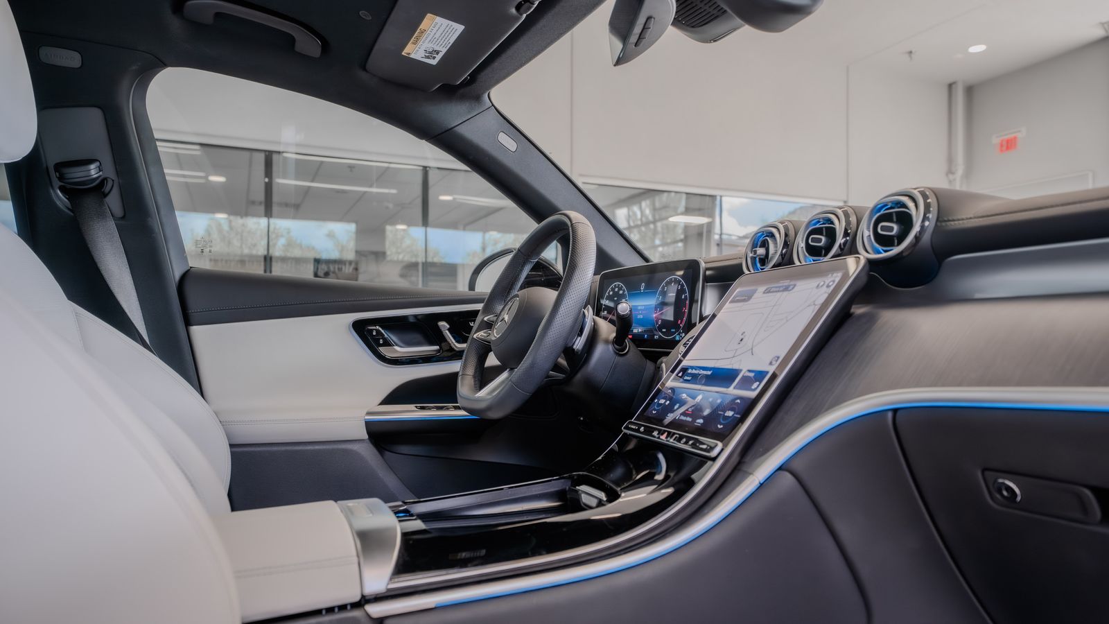 2024 Mercedes-Benz GLC GLC 300 Coupe — full photo 18 of 35