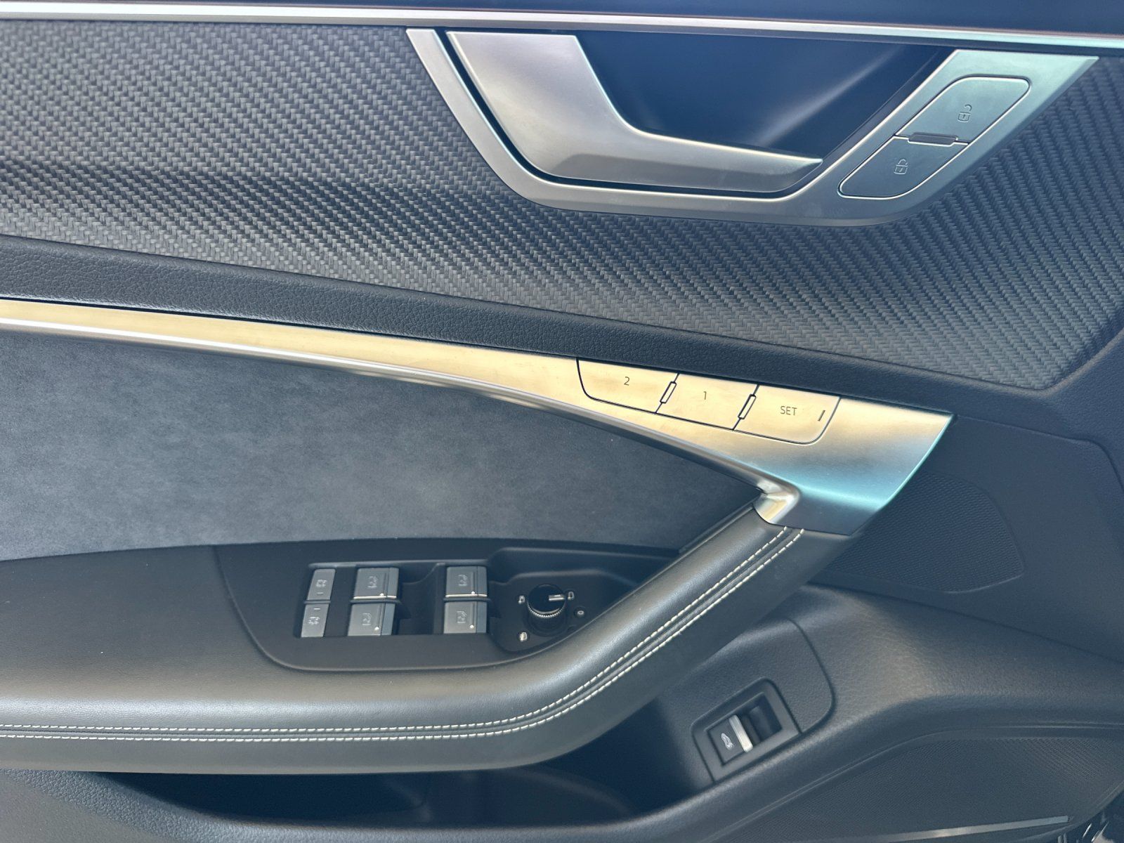 2022 Audi RS 6 4.2 — full photo 11 of 29