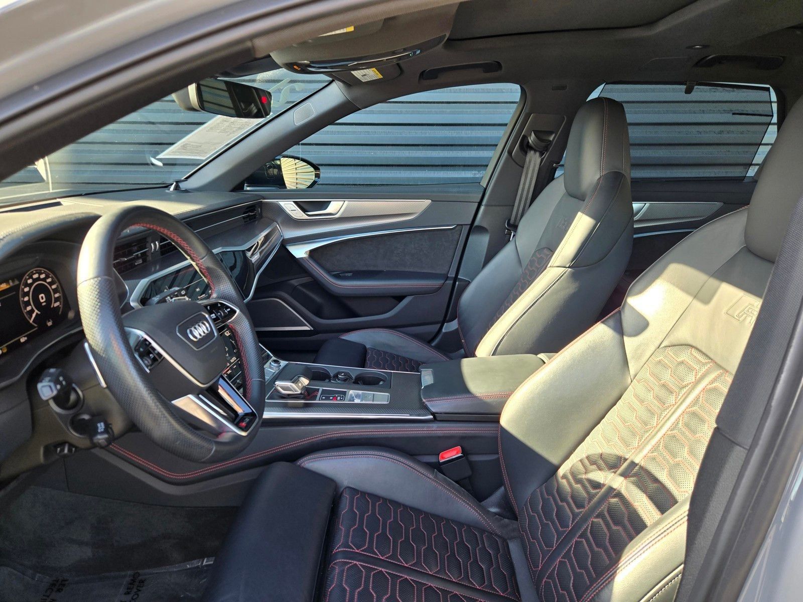 2021 Audi RS 6 4.2 — foto completa 26 de 45