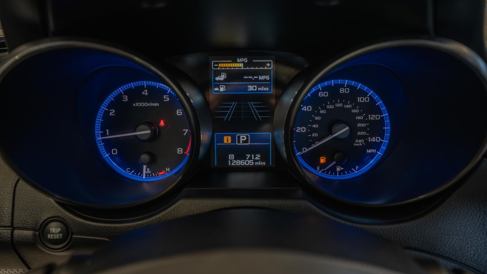 2015 Subaru Legacy 2.5i — foto completa 10 de 34