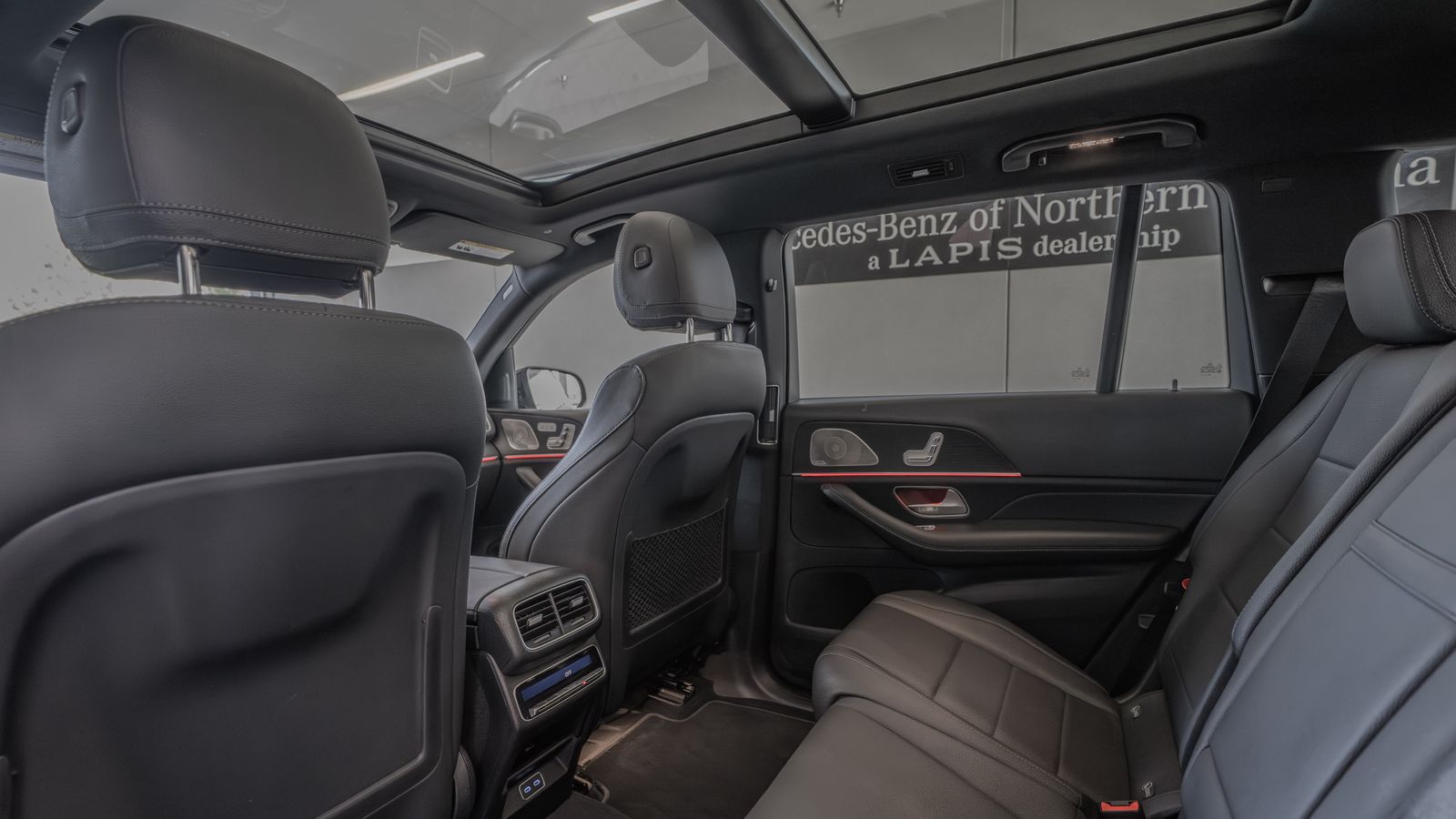 2025 Mercedes-Benz GLS GLS 450 — full photo 26 of 35