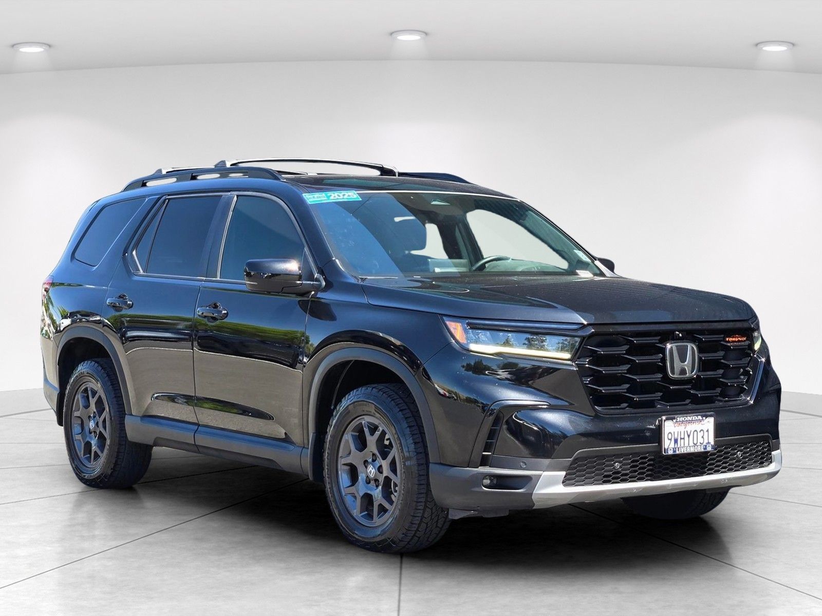 2025 Honda Pilot TrailSport — full photo 7 of 28