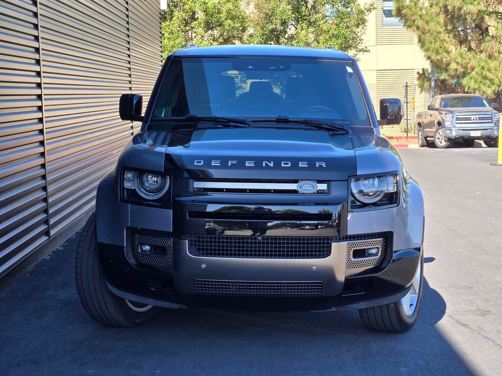 2024 Land Rover Defender 130 X — foto completa 2 de 45