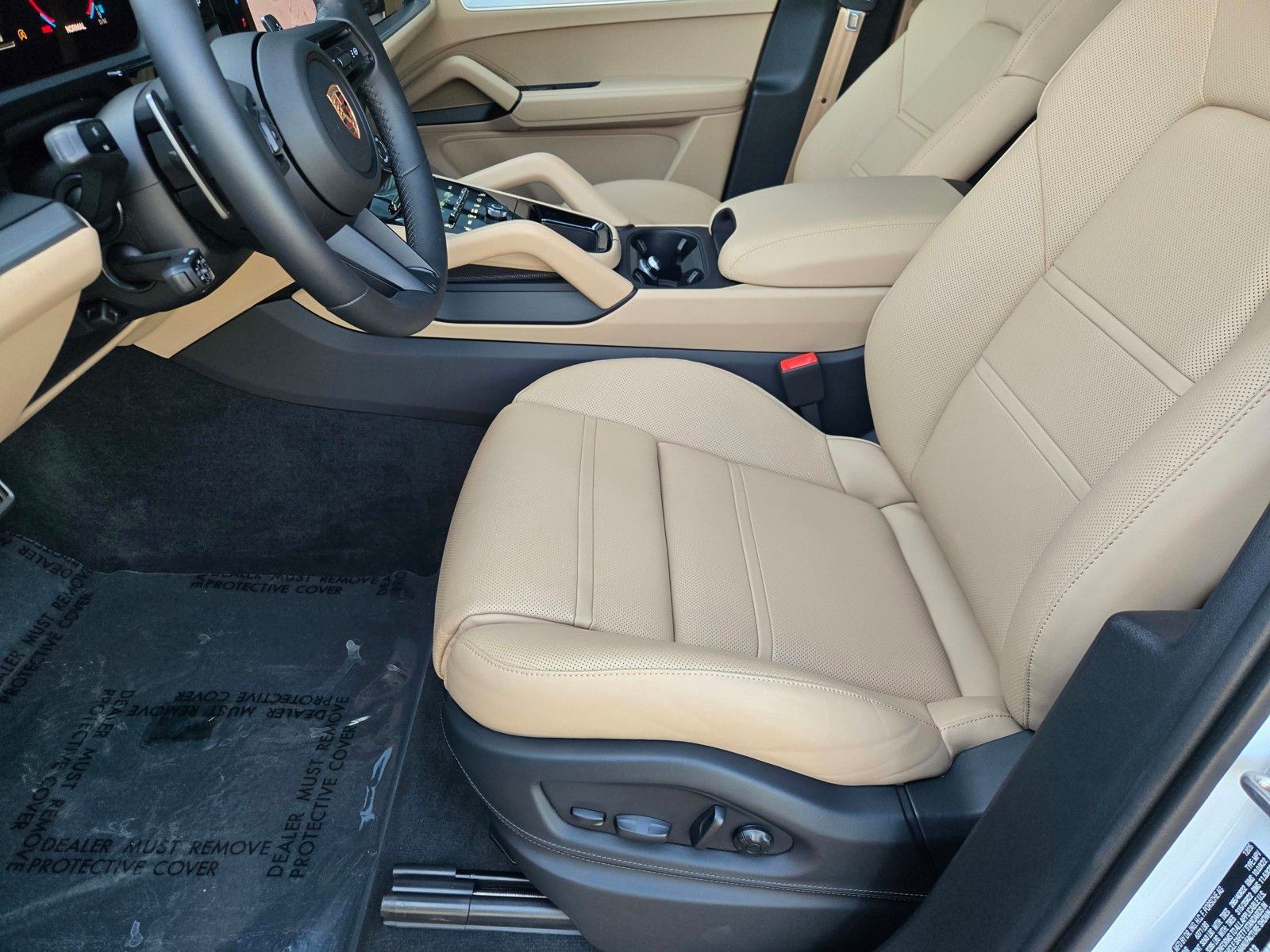 2026 Porsche Cayenne GTS — foto completa 25 de 27