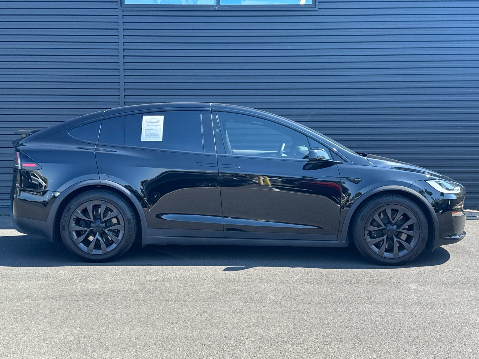 2024 Tesla Model X Base — full photo 9 of 29