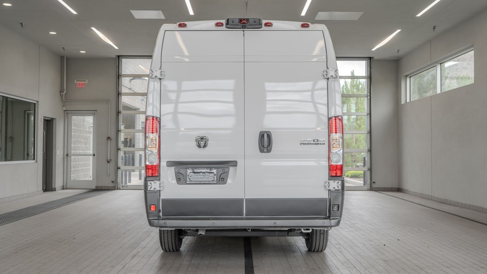 2024 Ram ProMaster 3500 High Roof — foto completa 14 de 37
