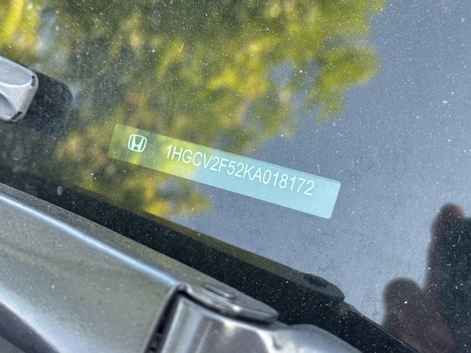 2019 Honda Accord EX-L 2.0T — full photo 3 of 3