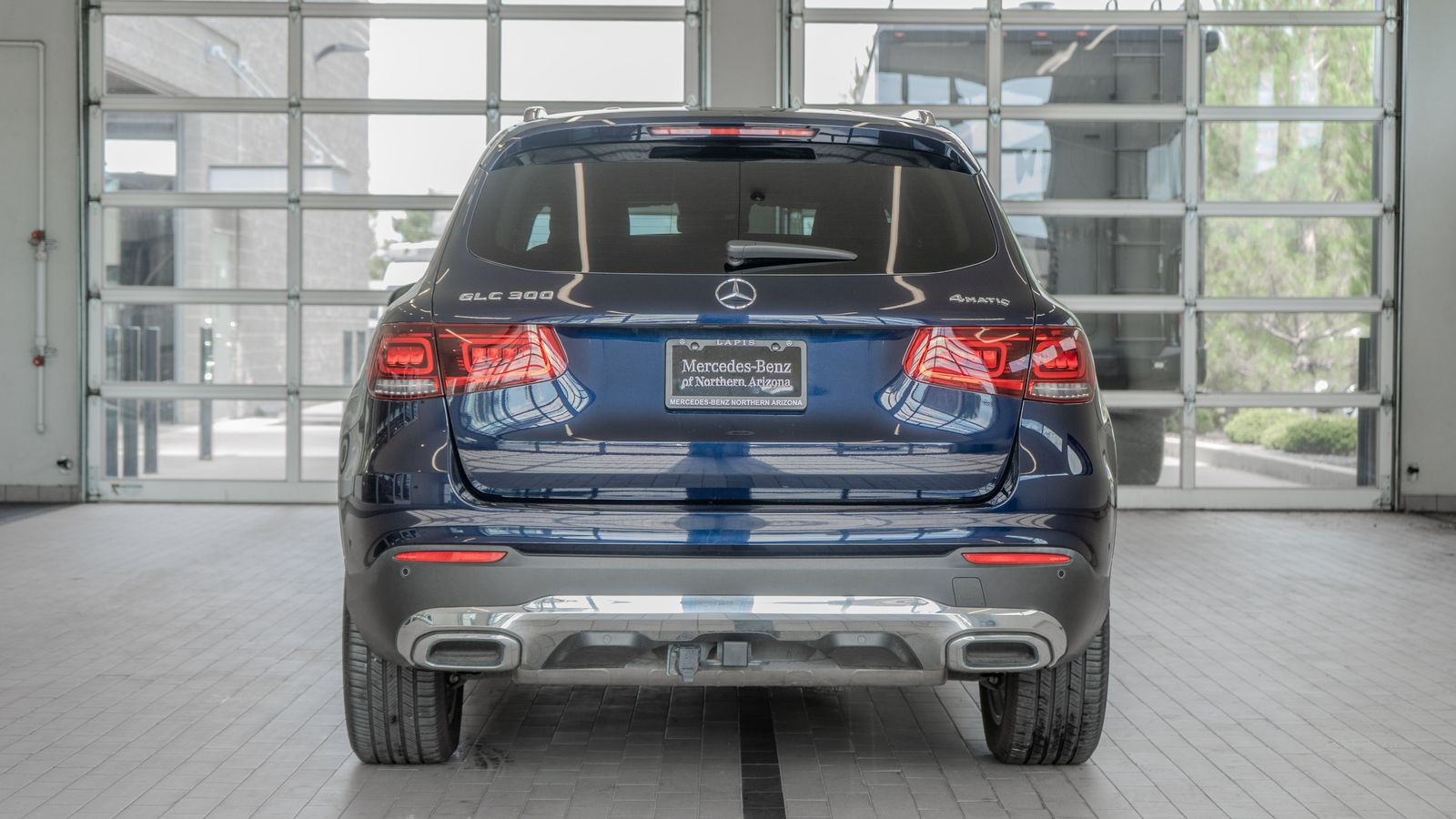 2022 Mercedes-Benz GLC GLC 300 — full photo 14 of 35
