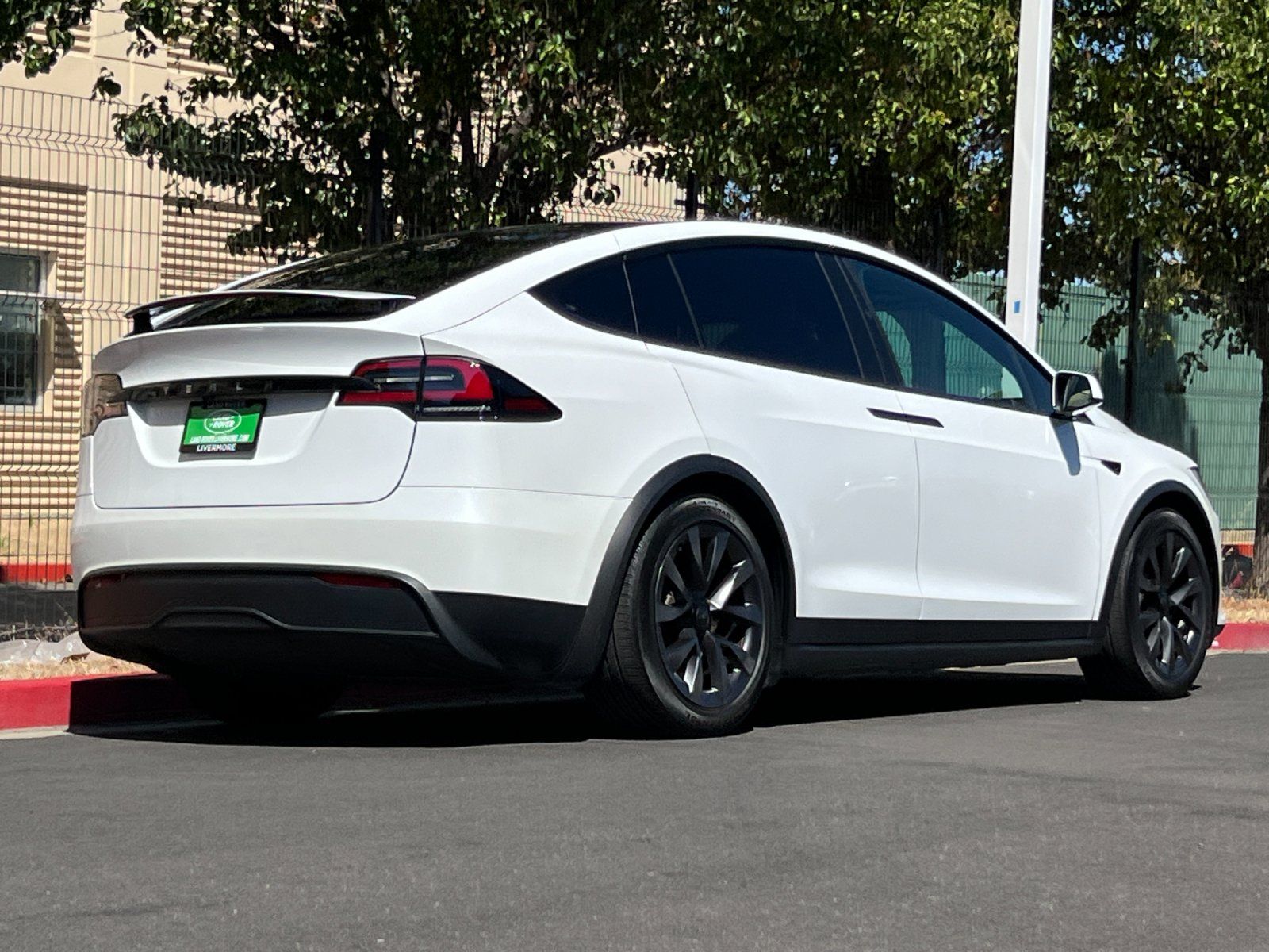 2023 Tesla Model X — foto completa 6 de 28