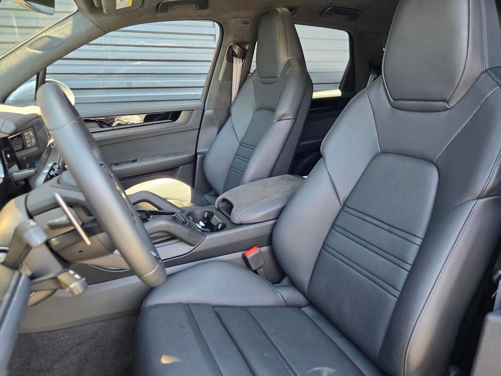 2026 Porsche Cayenne GTS — foto completa 5 de 27