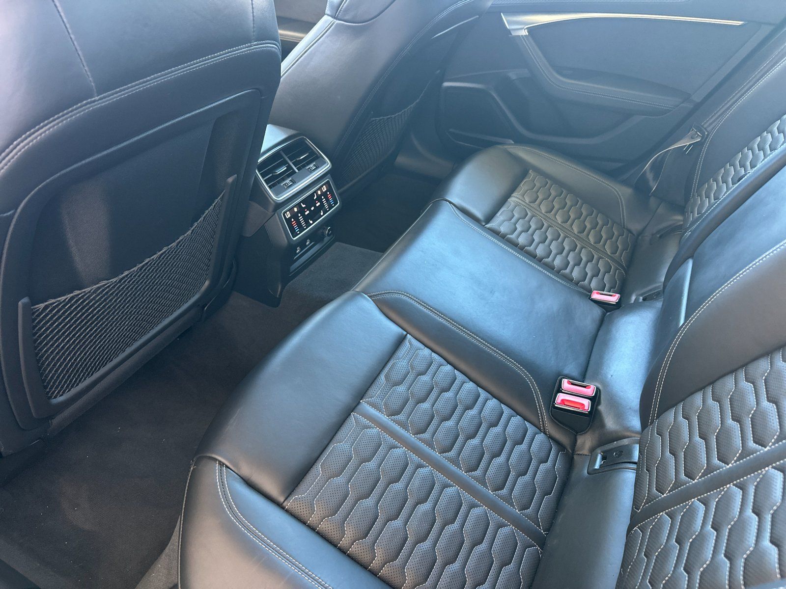 2022 Audi RS 6 4.2 — full photo 12 of 29