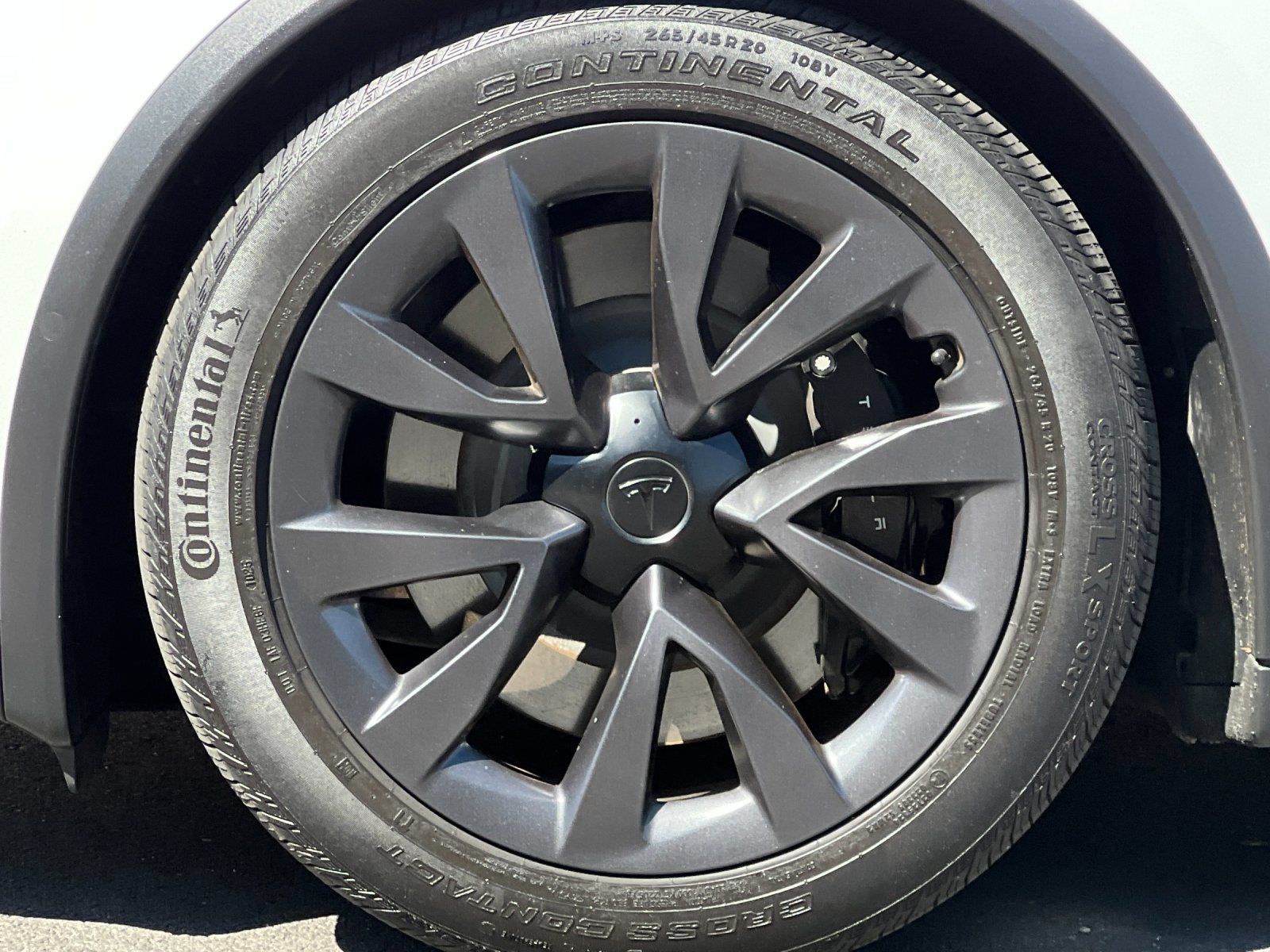 2023 Tesla Model X Standard Range — full photo 24 of 27