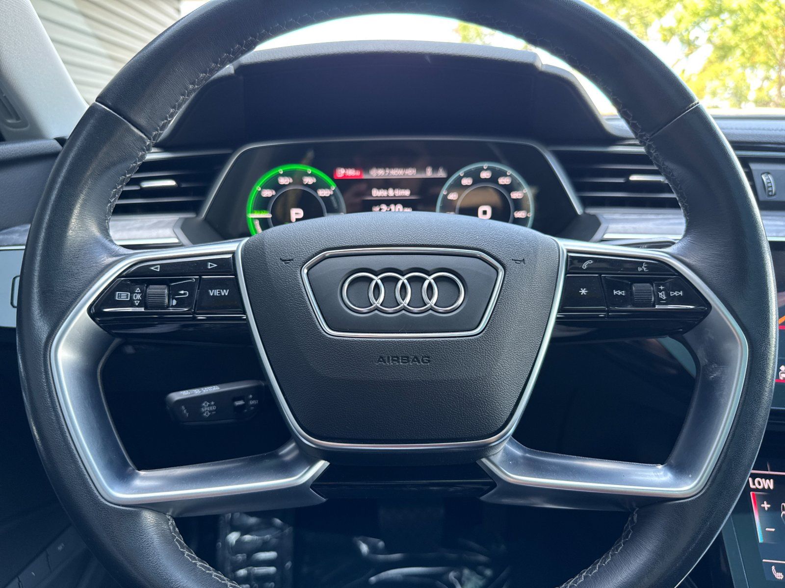 2024 Audi Q8 e-tron Premium Plus — full photo 24 of 29