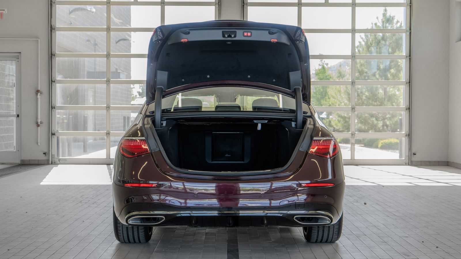 2023 Mercedes-Benz S-Class S 500 — foto completa 16 de 35