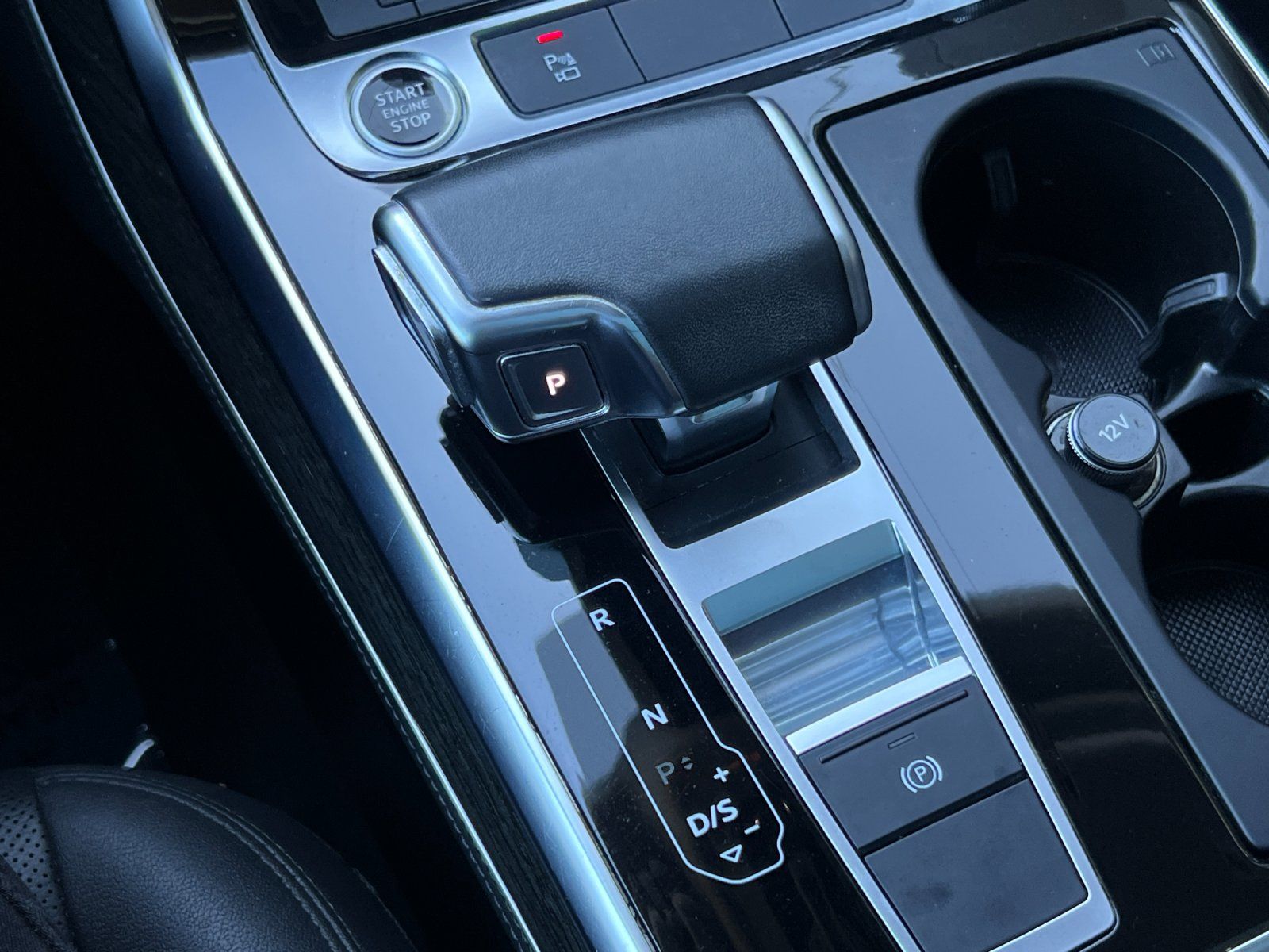 2023 Audi Q7 55 Premium Plus — full photo 23 of 30