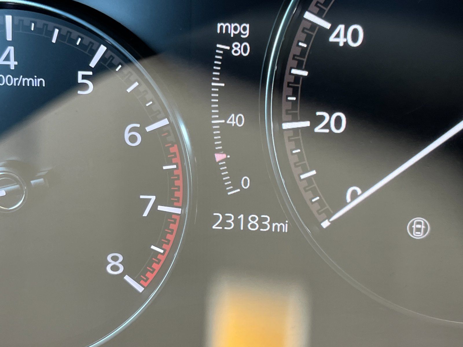 2021 Mazda CX-30 Turbo — foto completa 27 de 28