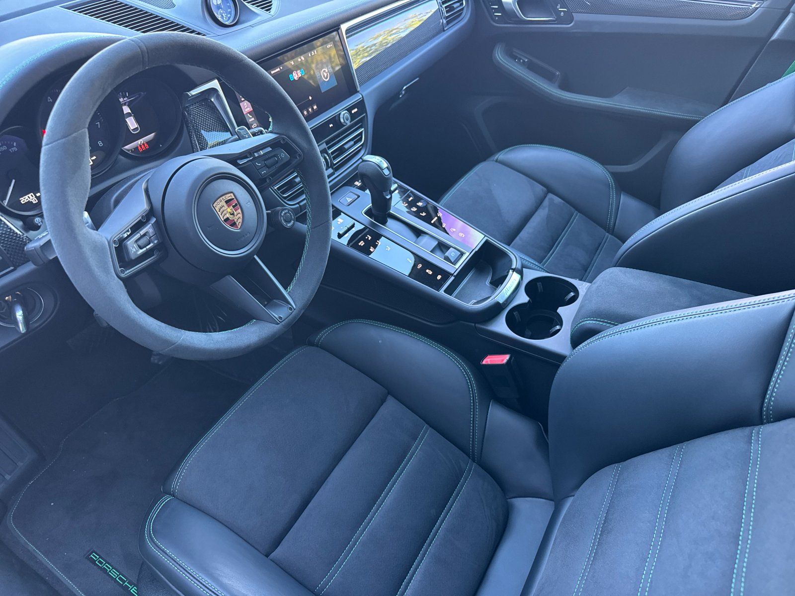 2026 Porsche Macan GTS — foto completa 4 de 29