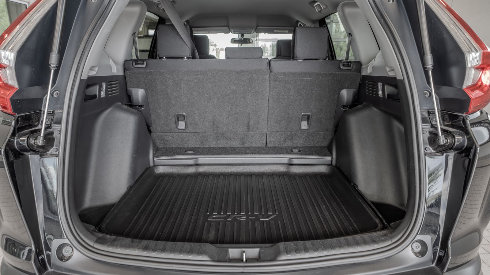 2019 Honda CR-V LX — full photo 33 of 33