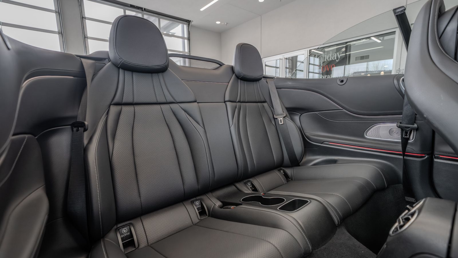2025 Mercedes-Benz CLE CLE 300 — foto completa 30 de 37