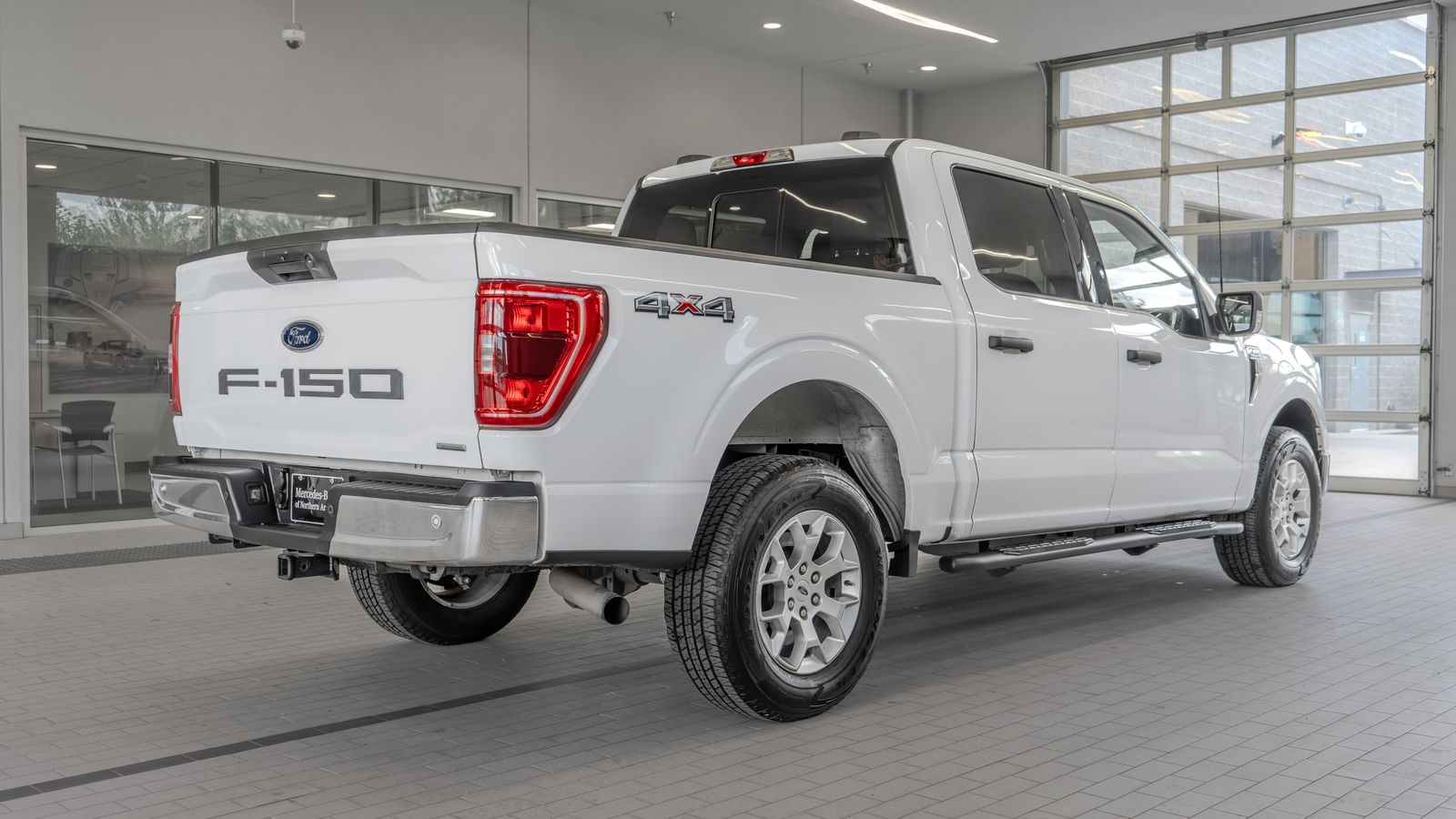 2021 Ford F-150 XLT — foto completa 29 de 35