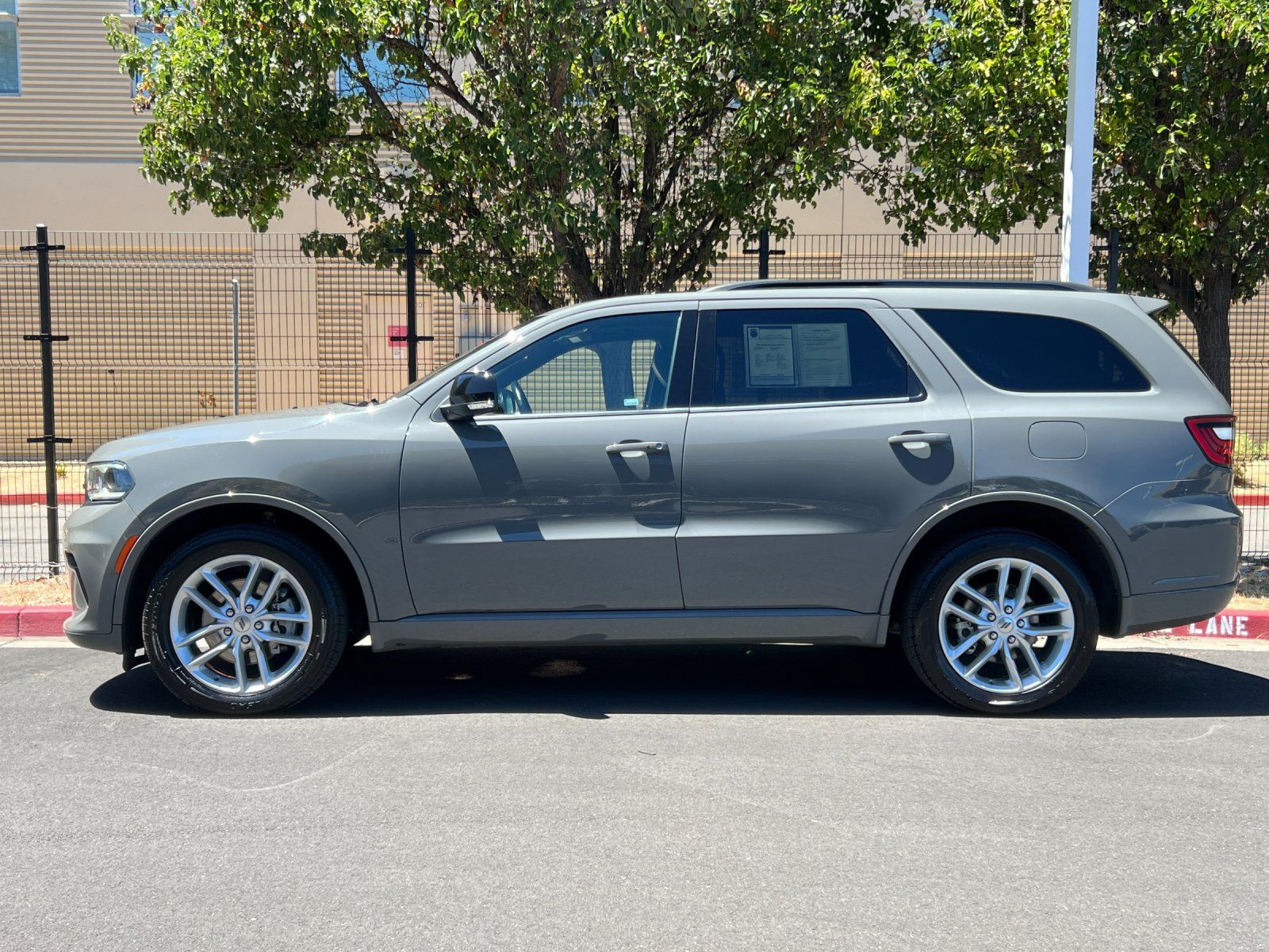 2024 Dodge Durango GT Plus — full photo 3 of 30