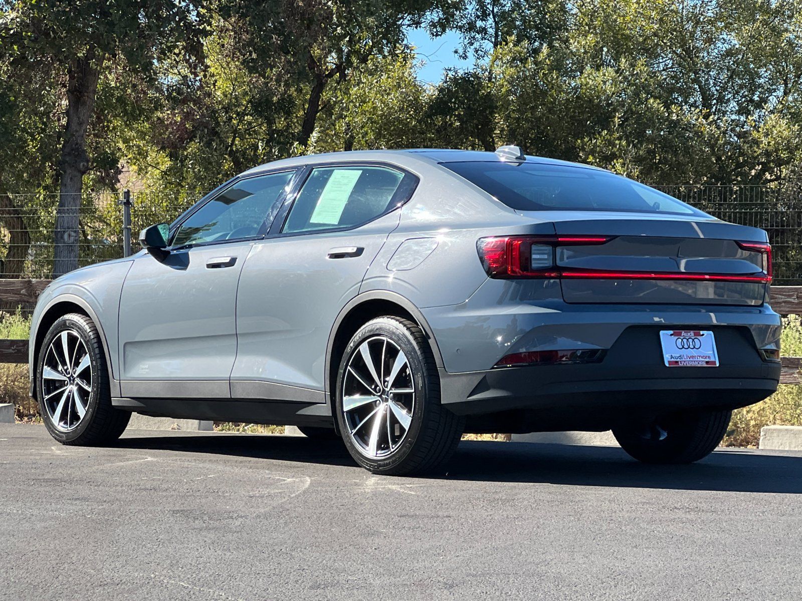 2022 Polestar 2 Long Range Dual Motor — foto completa 4 de 29
