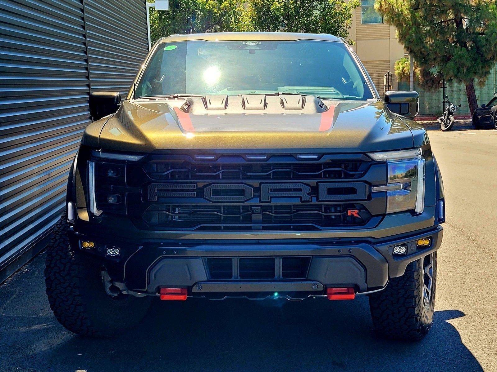 2024 Ford F-150 Raptor — foto completa 10 de 46