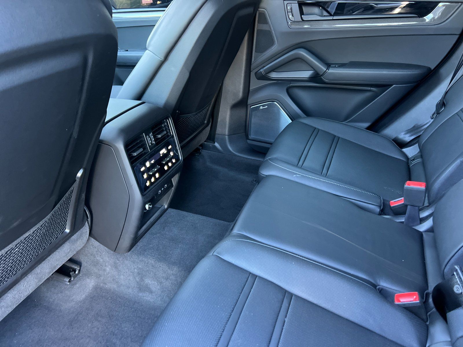 2026 Porsche Cayenne GTS — foto completa 14 de 30