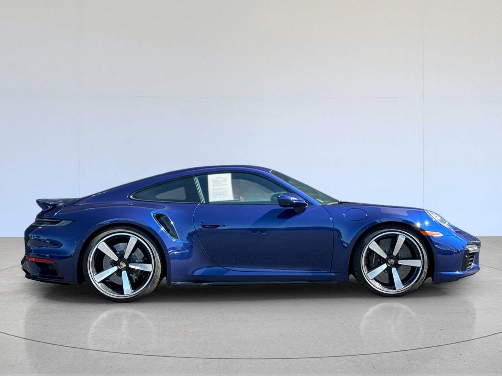 2025 Porsche 911 Turbo S — full photo 10 of 29