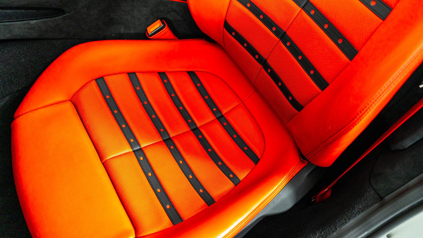 2025 Ferrari Roma Spider — full photo 18 of 41