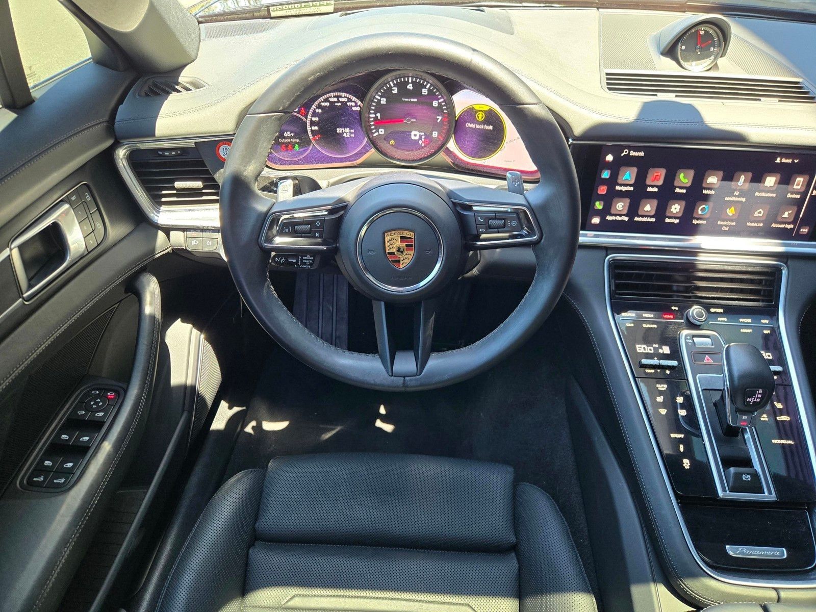 2023 Porsche Panamera 4 Platinum Edition — full photo 14 of 27