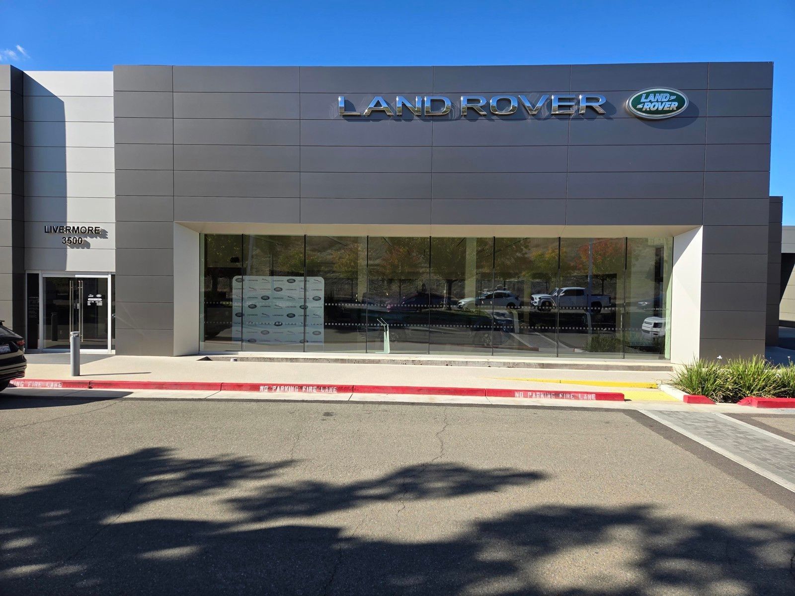 2025 Land Rover Range Rover Sport Autobiography — full photo 30 of 45