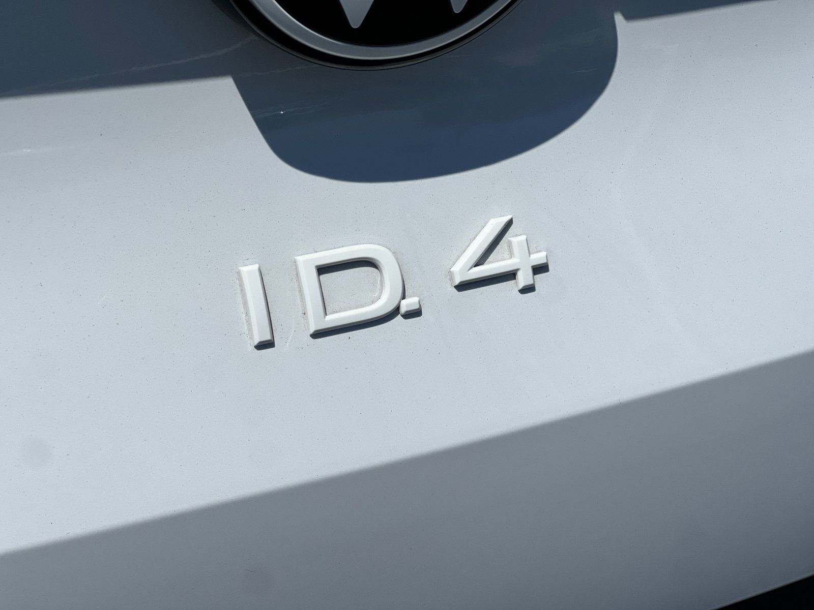 2022 Volkswagen ID.4 Pro — foto completa 26 de 28