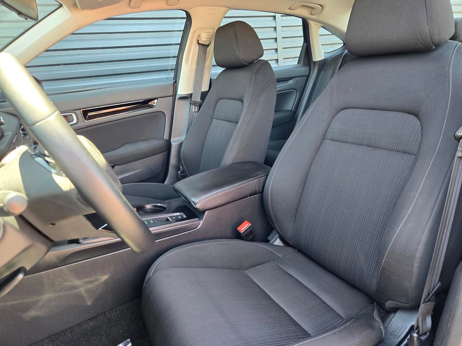 2024 Honda Civic EX — foto completa 19 de 45