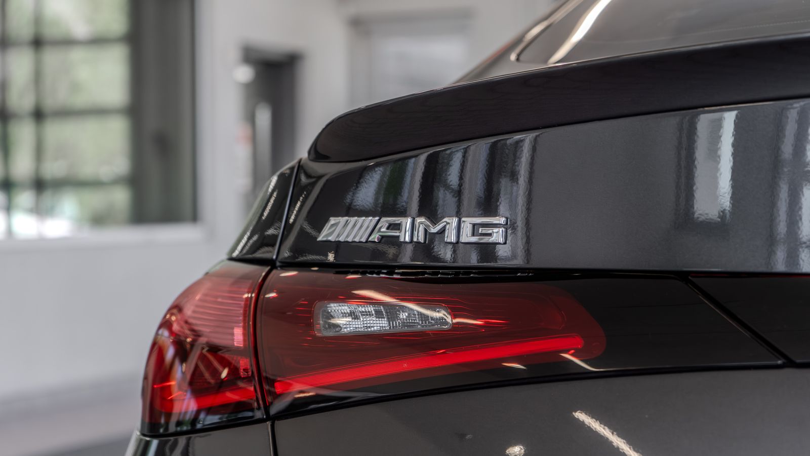 2025 Mercedes-Benz GLC GLC 43 AMG® — full photo 22 of 35