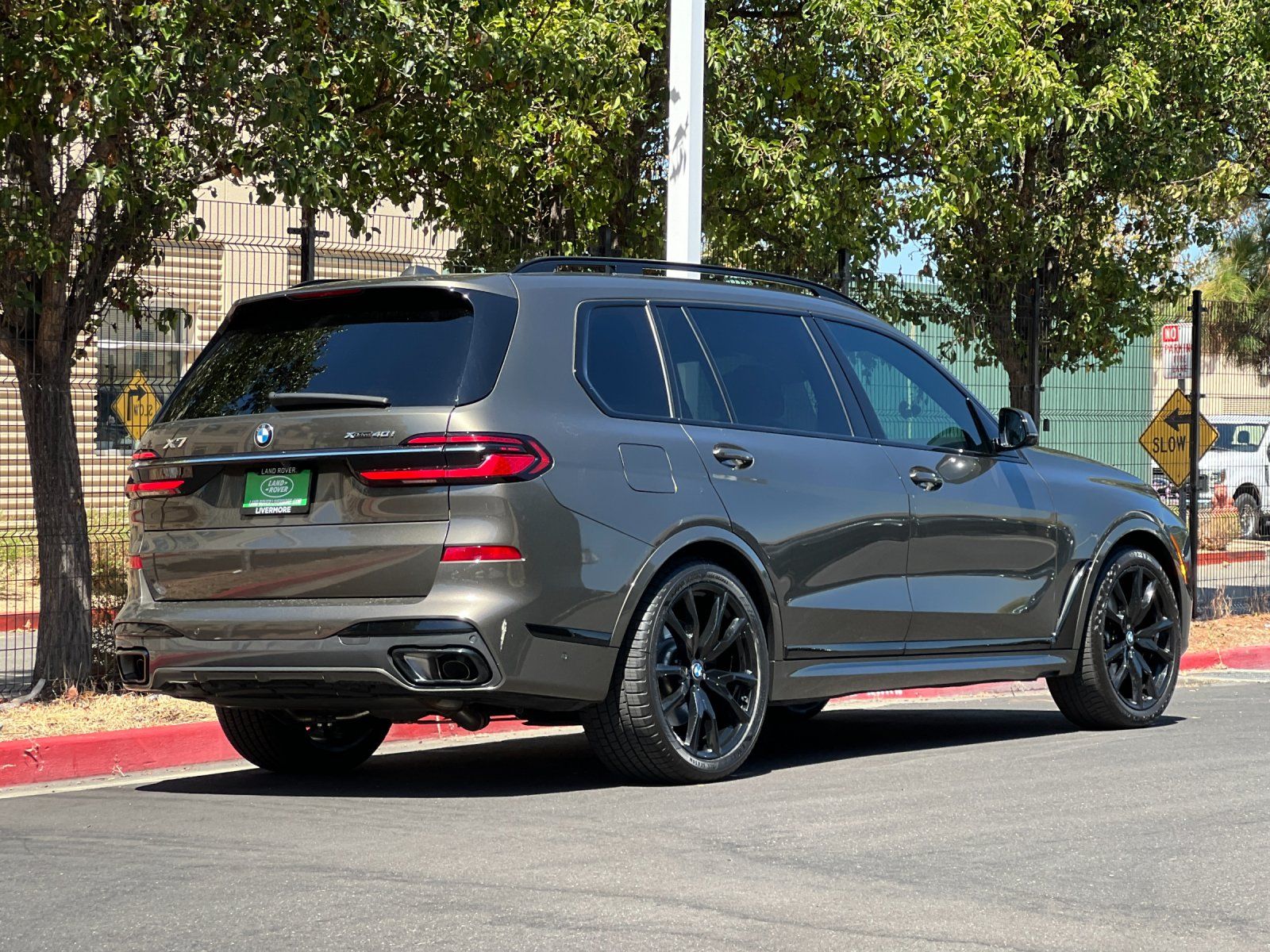 2023 BMW X7 xDrive40i — full photo 6 of 30