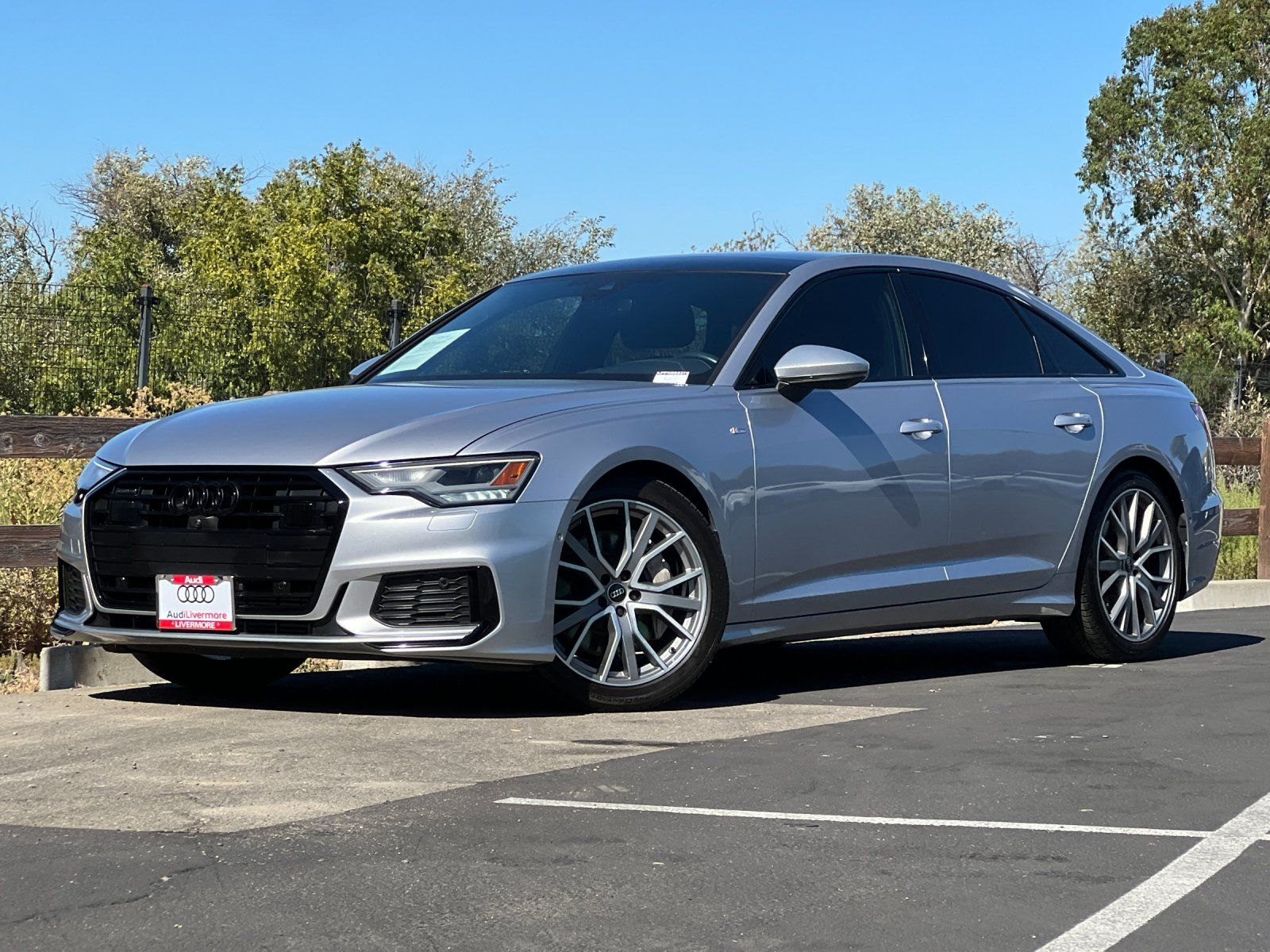 2023 Audi A6 55 Premium Plus — full photo 2 of 28