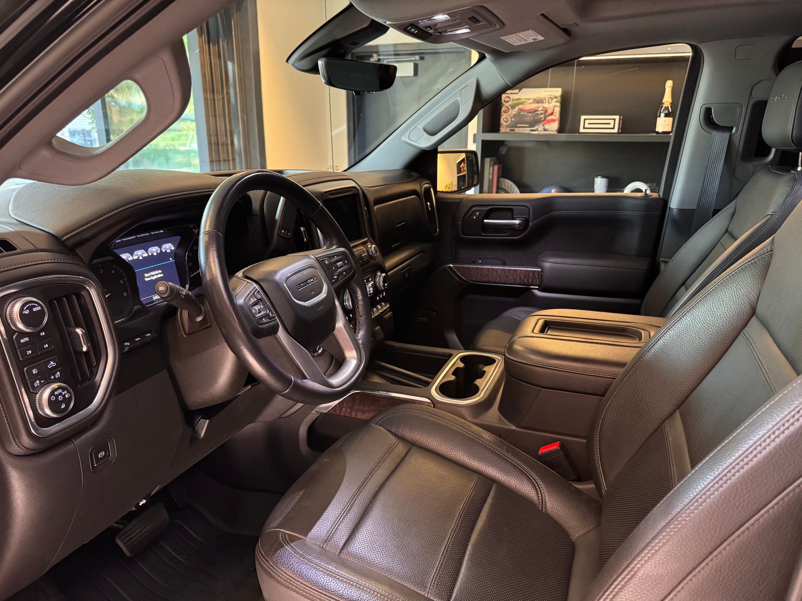 2021 GMC Sierra 1500 Denali — foto completa 8 de 10