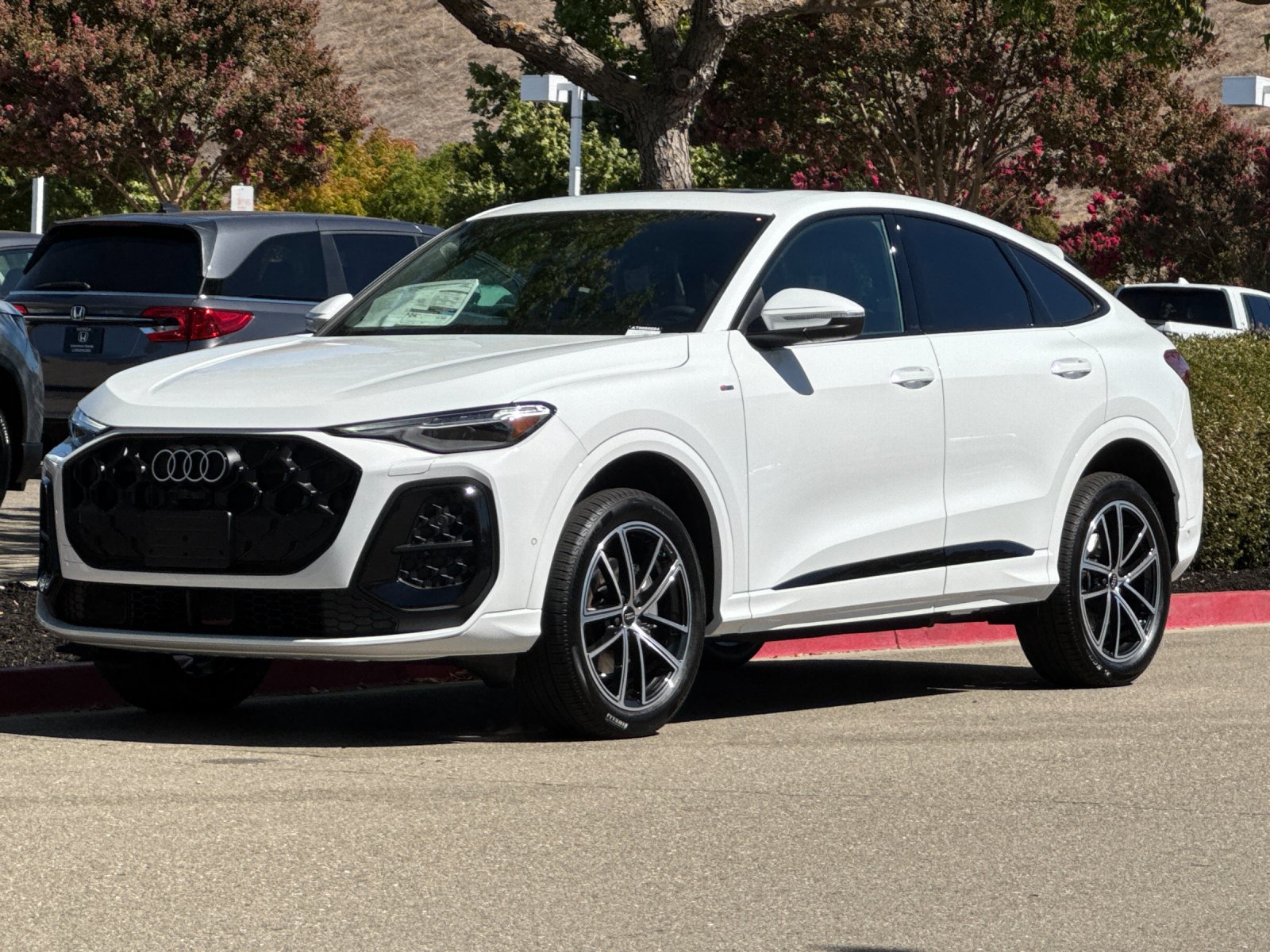 2026 Audi Q5 2.0T Premium Plus — photo 1 of 30