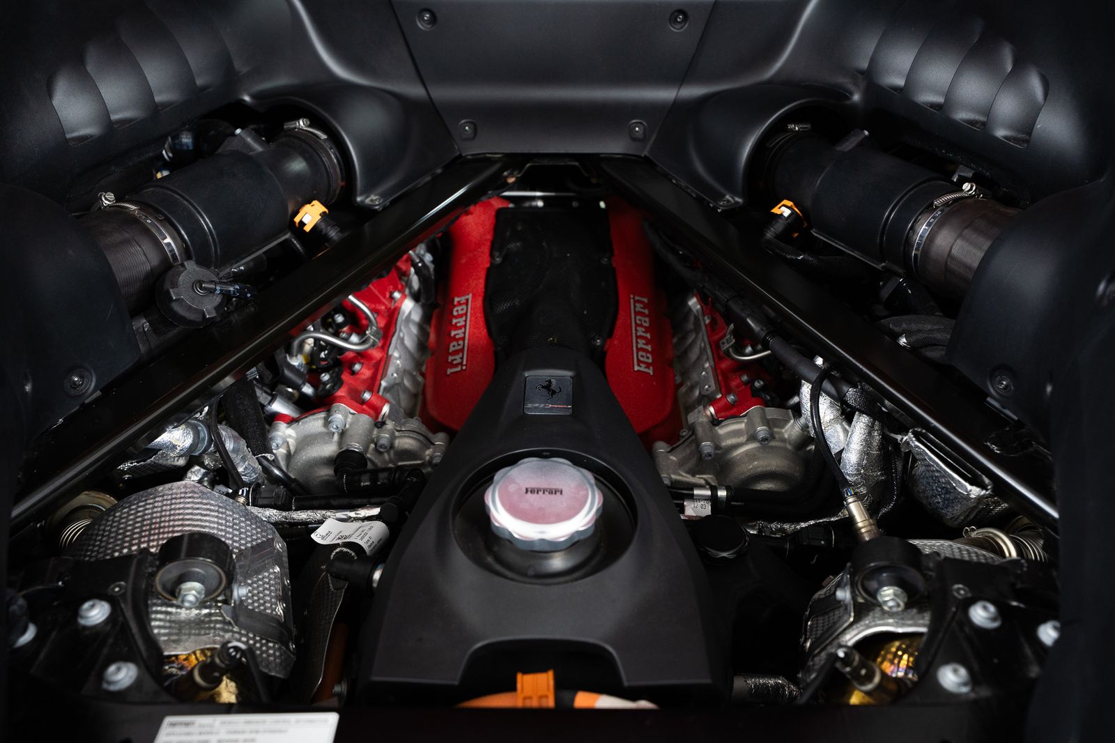2021 Ferrari SF90 Stradale — full photo 22 of 38