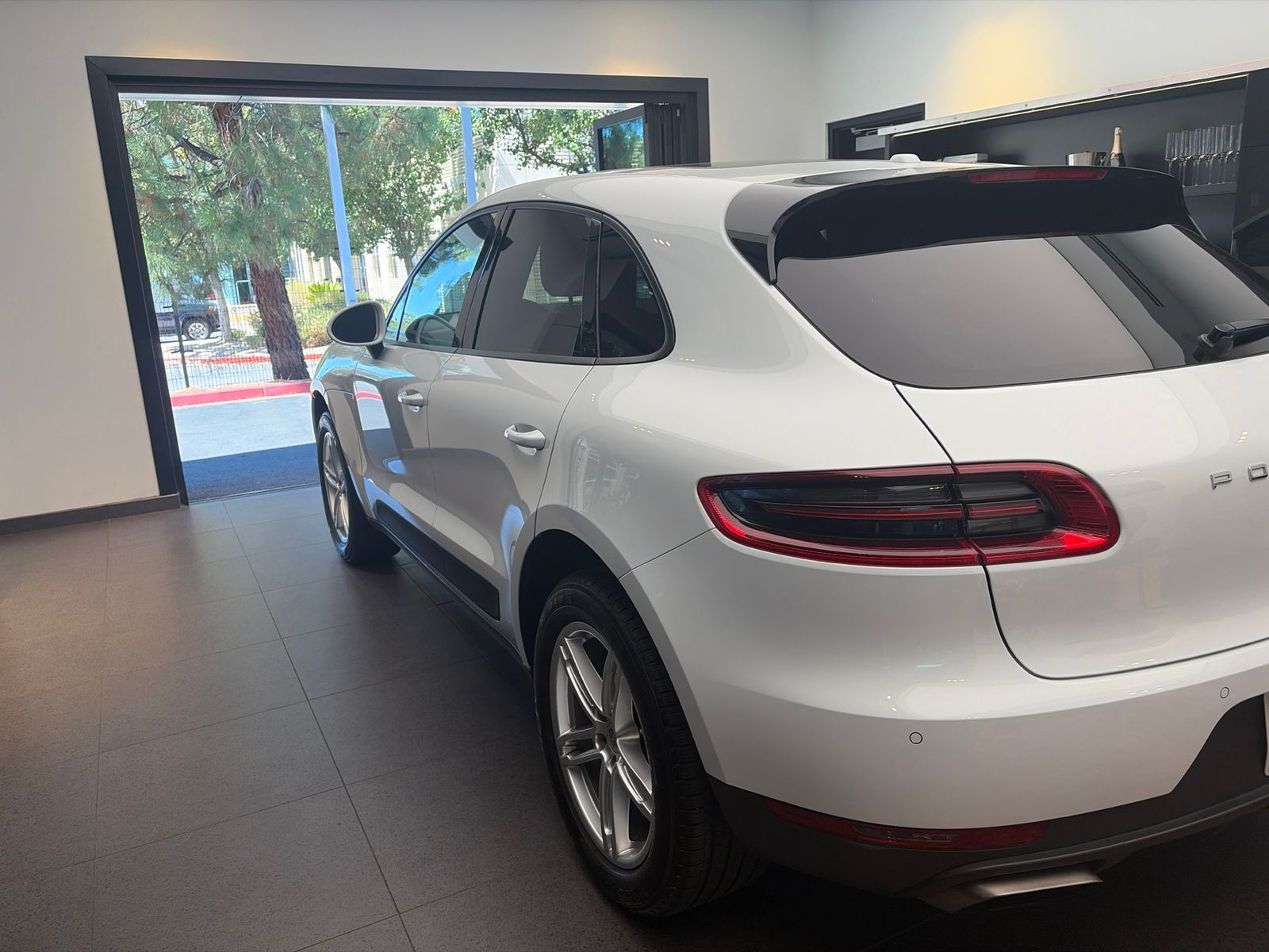 2018 Porsche Macan Base — foto completa 6 de 10