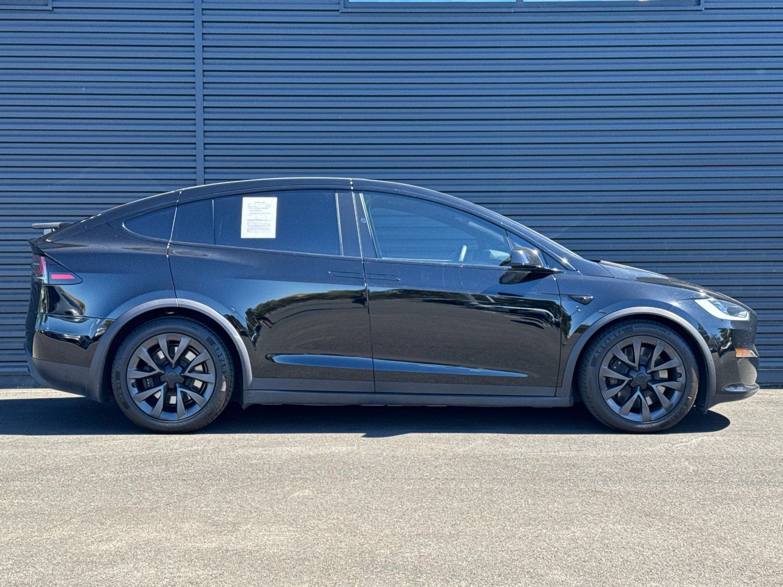 2024 Tesla Model X Base — full photo 9 of 29