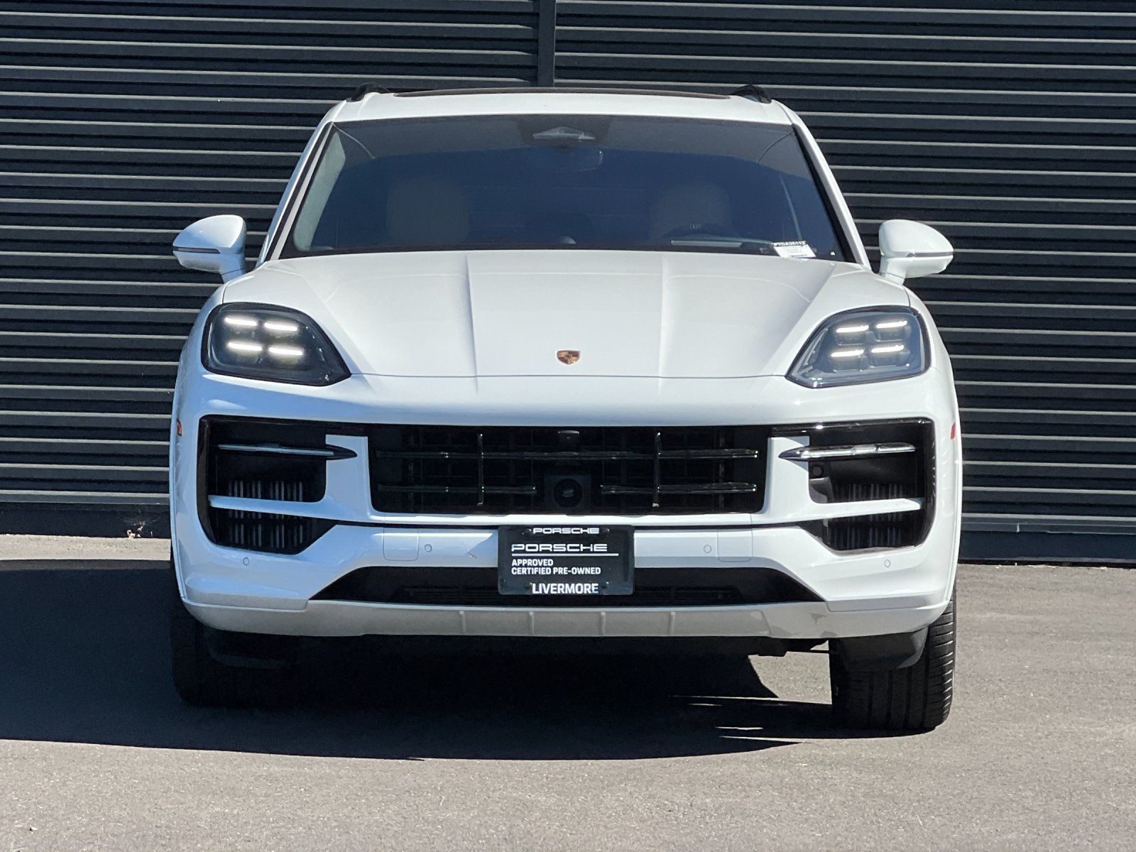 2026 Porsche Cayenne GTS — full photo 11 of 29
