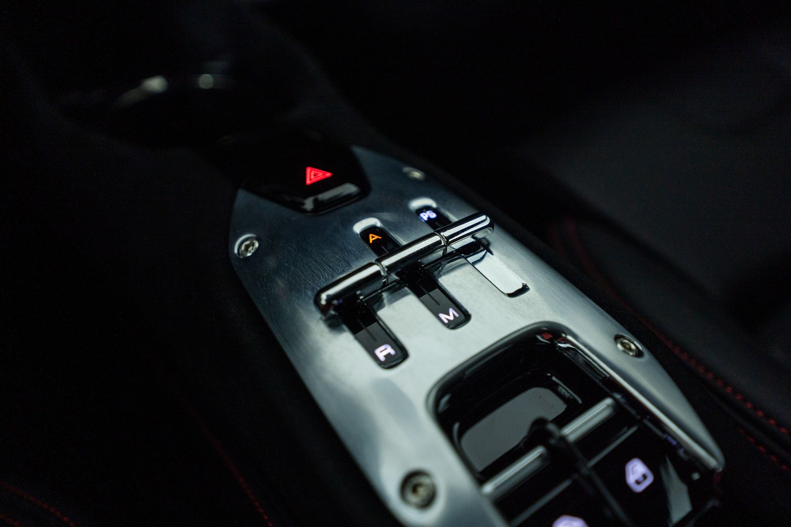 2021 Ferrari SF90 Stradale — full photo 33 of 38