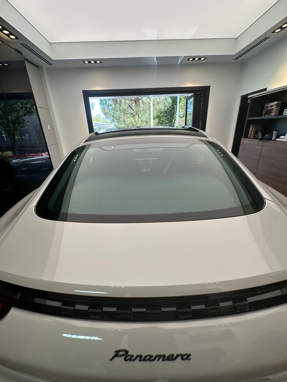 2020 Porsche Panamera Base — full photo 4 of 8