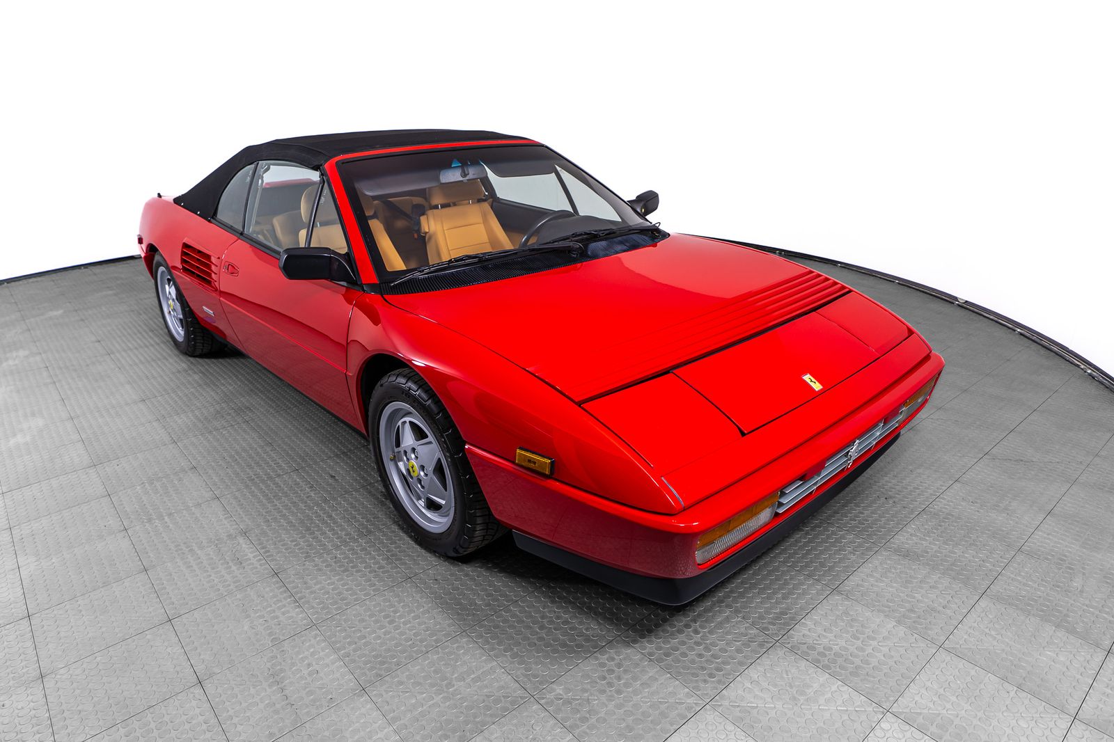1992 Ferrari Mondial T — full photo 35 of 38