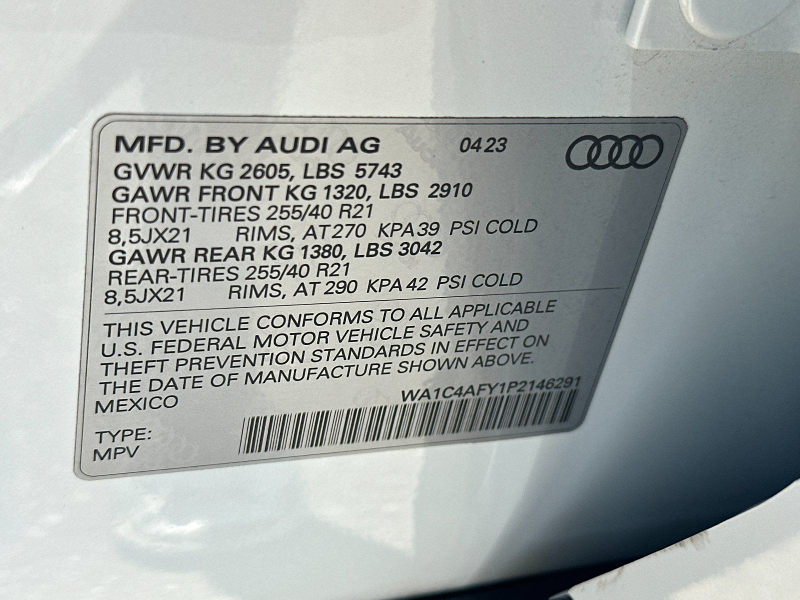 2023 Audi SQ5 Prestige — full photo 28 of 28