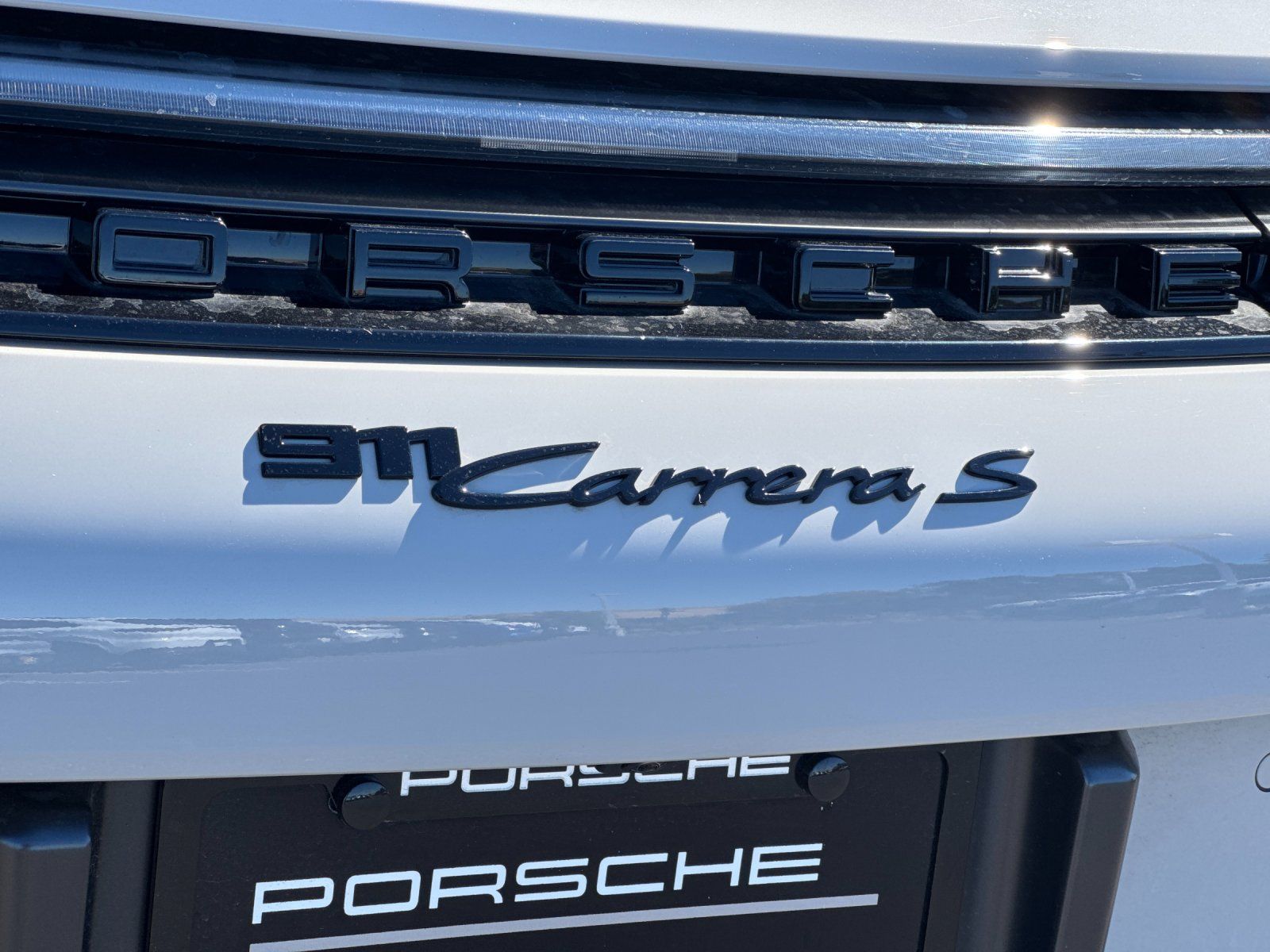 2025 Porsche 911 Carrera S — full photo 25 of 28