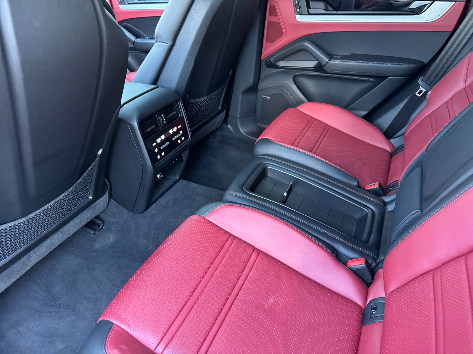 2024 Porsche Cayenne Coupe S — foto completa 13 de 29