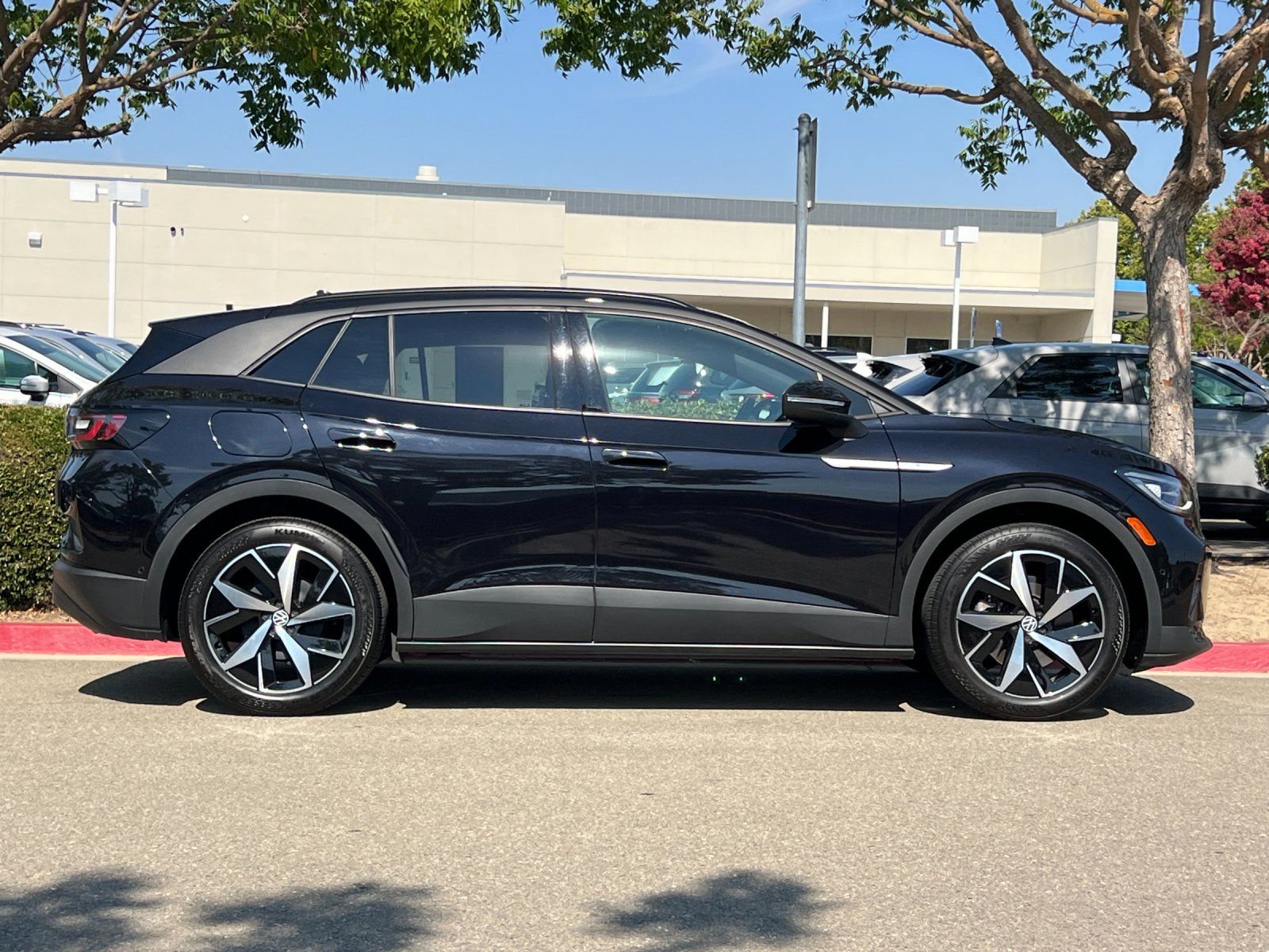 2023 Volkswagen ID.4 S — foto completa 7 de 29